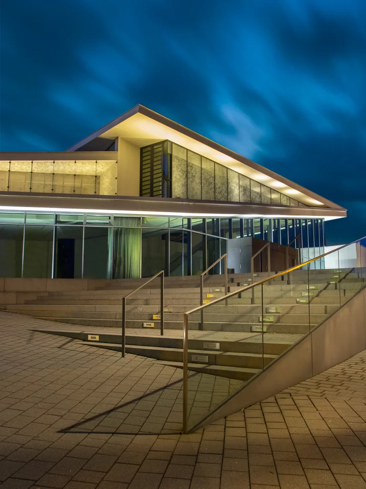 Architekturfoto der Stadthalle in Buchen (Odenwald) Architekturfotografie Beispiel